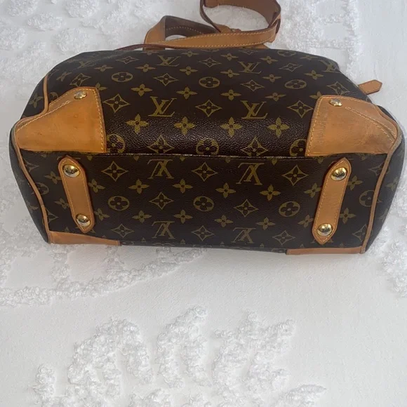 Louis Vuitton Retiro PM Authentic handbag